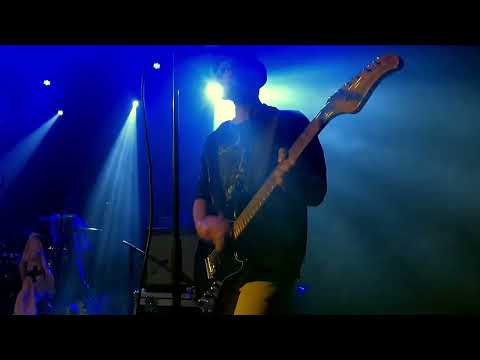 Loulou LAVIOK  Adieu fais toi putain - Album "TULAVIOK IS ALIVE" (sortie le 21 février 2024)