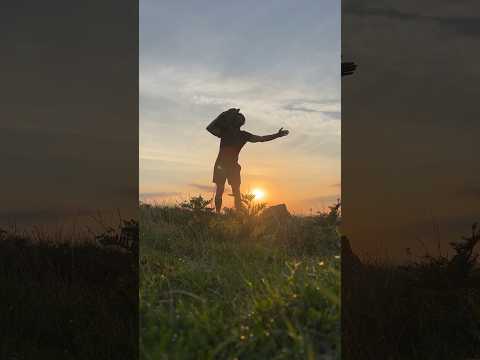 Sunrise Boulder to shoulder #strongman #oldtimestrongman #stonelifting #stonelift