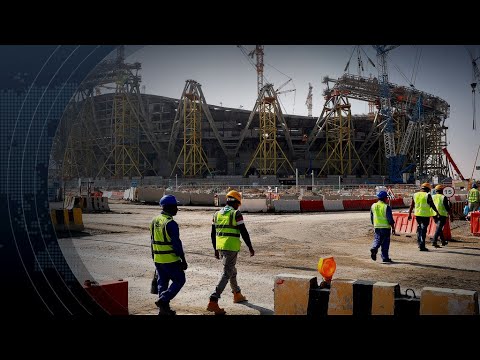 Coupe du monde de soccer au Qatar : les travailleurs migrants tenus à l’écart