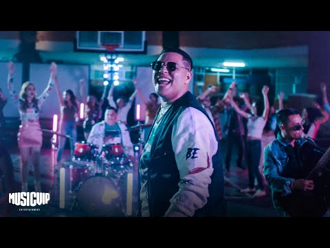 Grupo Firme - Enloquéceme - (Official Video)