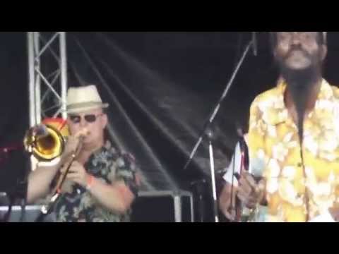 Sylford Walker & Dreadless - Jah Light (Rastaplas 2014)