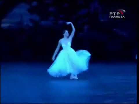 Anna Nikulina.  Giselle entrance.