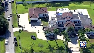 Mother of singer Sean Kingston arrested after raid