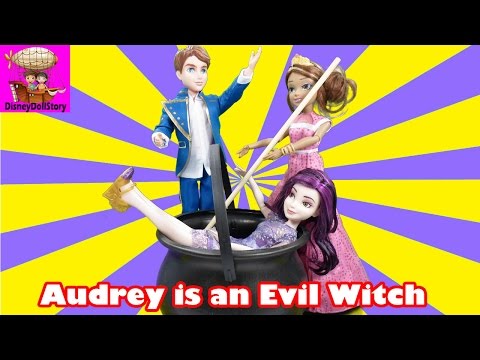 Audrey is an Evil Witch - Part 15 - Descendants Mal and Genie Magic Disney