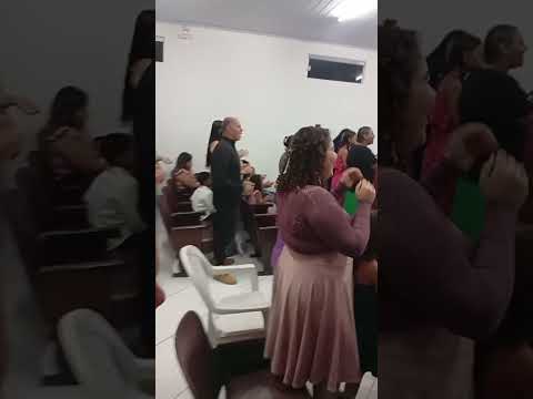 Carrinho de fogo na Igreja Luz para as Nações de Mimoso de Goiás