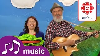 ...I like sandwiches, I eat them all the time.♫
If you want an immediate dose of nostalgia, Fred Penner is still (thankfully) around and still singing about sandwiches.