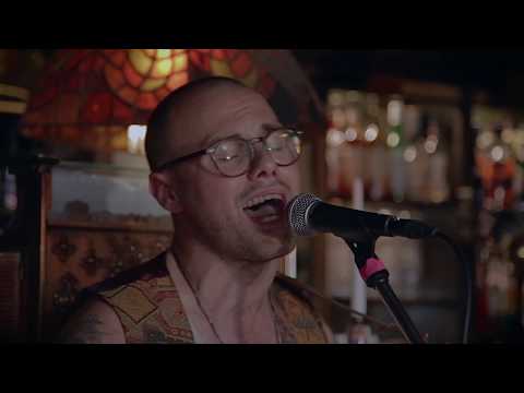 Marc Facchini - Oceanernes Gud (live fra Café Halvvejen)