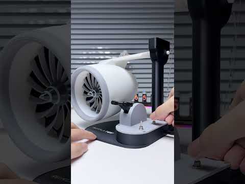Aircraft engine desktop fan