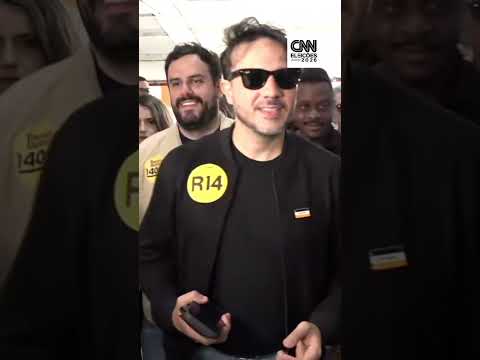 Eleições 2026: Renan Santos vota em São Paulo