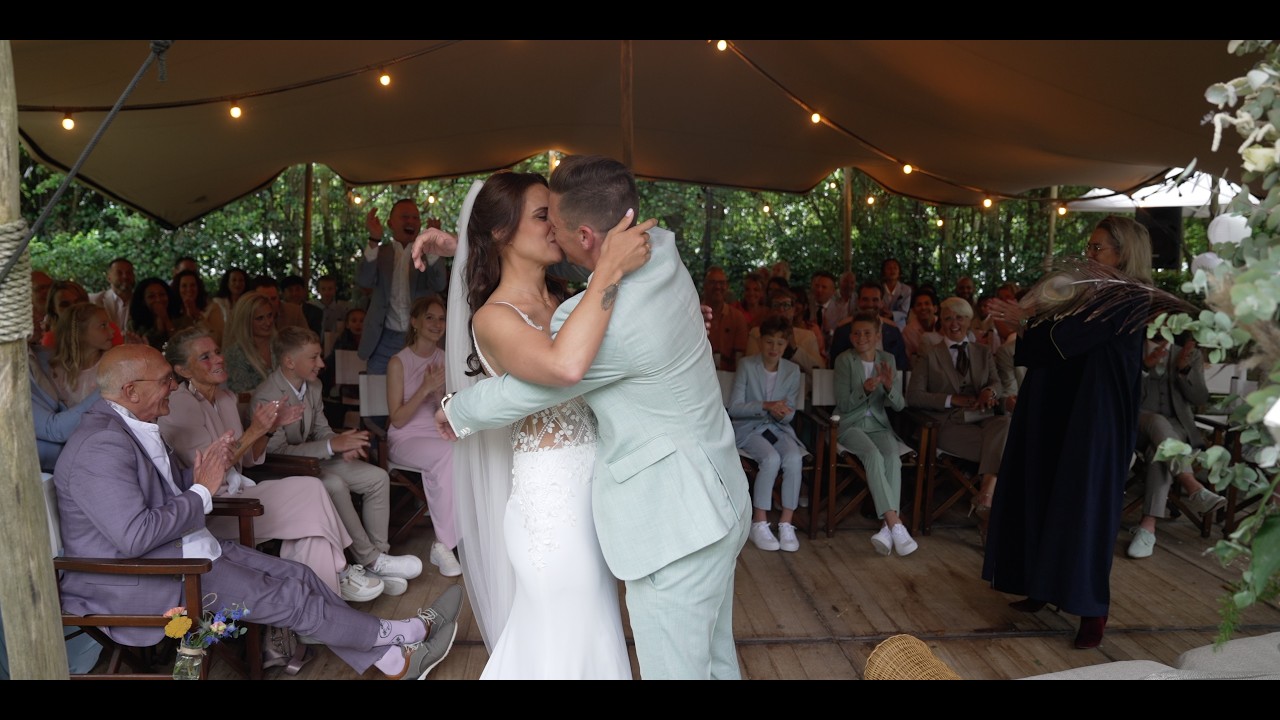 Klik om video te laden en af te spelen