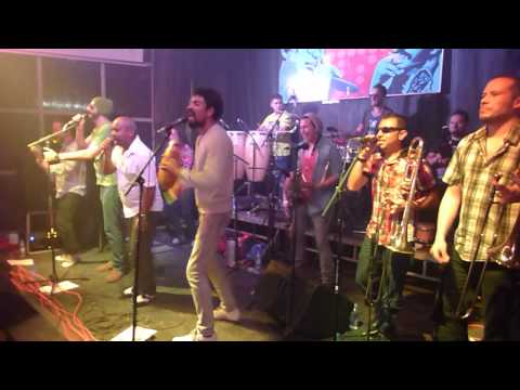 Merecumbé - Orquesta La 33 (Salsoteca Lavoe)