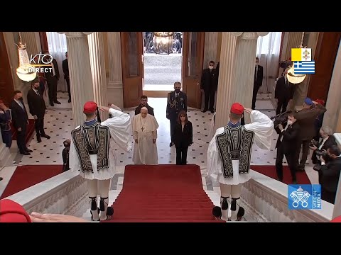 Cérémonie de bienvenue du pape François au Palais Présidentiel d’Athènes en Grèce
