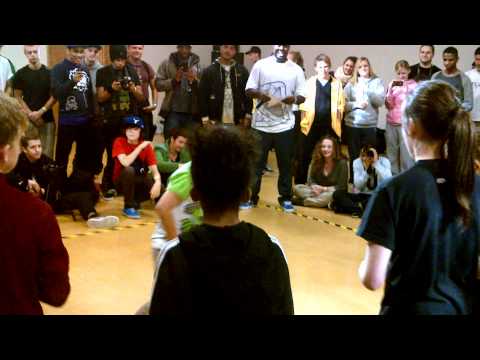 Da B-boy/girl Cyphers - Birmingham Breakfest 2011 (16