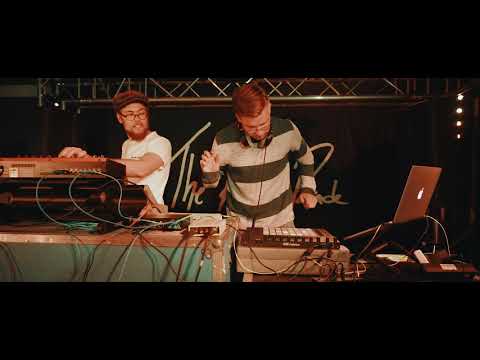 CRRYWRST X - PØLAROIT - Far From Home