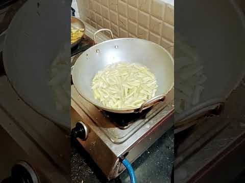 ഒരു ചക്ക വറവ് 🔥🤤#food #viral #vibe #hashtag #happy #home #homemade #sister #shorts #love #comedy