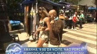 Tudo é Possível [2012-07-04] Elenco do Tudo É Possível faz matéria especial na rua 25 de Março