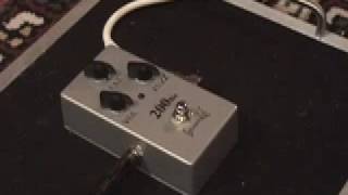 Video thumbnail for Lovepedal 200 lbs fuzz fuzzface pedal demo by gearmanndude