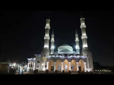 Mesquita Al Farooq Omar Bin Al Khattab / Mesquita Azul perto de Jumeirah