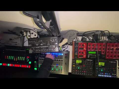 #jamuary2022 day 13. Acid with tb-03 and a 606 kit on tr8s