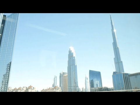 ドバイの電車に乗ってブルジュカリファ　ドバイモールに行った時の動画