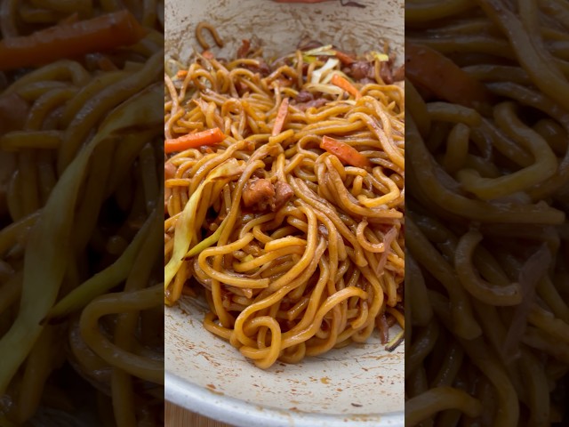 Vídeo relacionado con Blue Dragon - Salsa HOISIN, Salsa de Habas de Soja, Sésamo, Ajo y Especias, Condimento ideal para Comidas - 1 litro