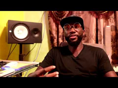 非洲音樂人埃默森-博卡里為更好的塞拉利昂而歌。 (Afrobeat musician Emmerson Bockarie sings for a better Sierra Leone)