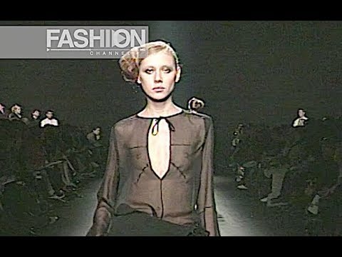 ALESSANDRO DELL' ACQUA Fall 2000/2001 Milan - Fashion Channel