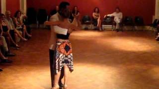 Exhibición Leandro Oliver y Laila Rezk en Practica Palacio Balcarce