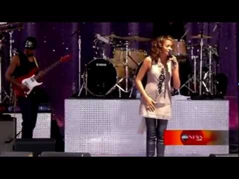 Whitney Houston "I Look To You" Live HD