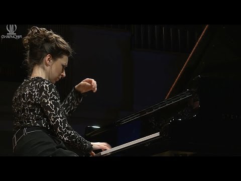 J.S. Bach - English Suite No. 2 in A minor BWV 807 - Yulianna Avdeeva