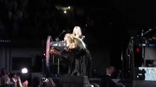 Fleetwood Mac -Rhiannon - AWESOME PERFORMANCE! - Mar. 9, 2019