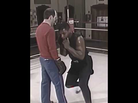 Mike Tyson’s Footwork and Head Movement #boxing