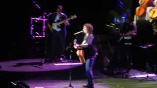 11:11 - Tommy Torres (en vivo)