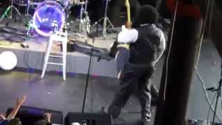 Joseph Edgar Foreman AKA Afroman Punches girl on stage