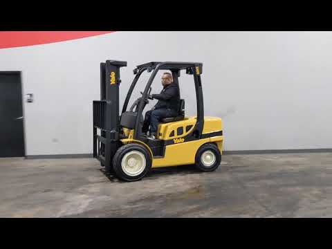2011 Yale GDP060VX 6000lb Pneumatic Diesel Forklift STK 8703