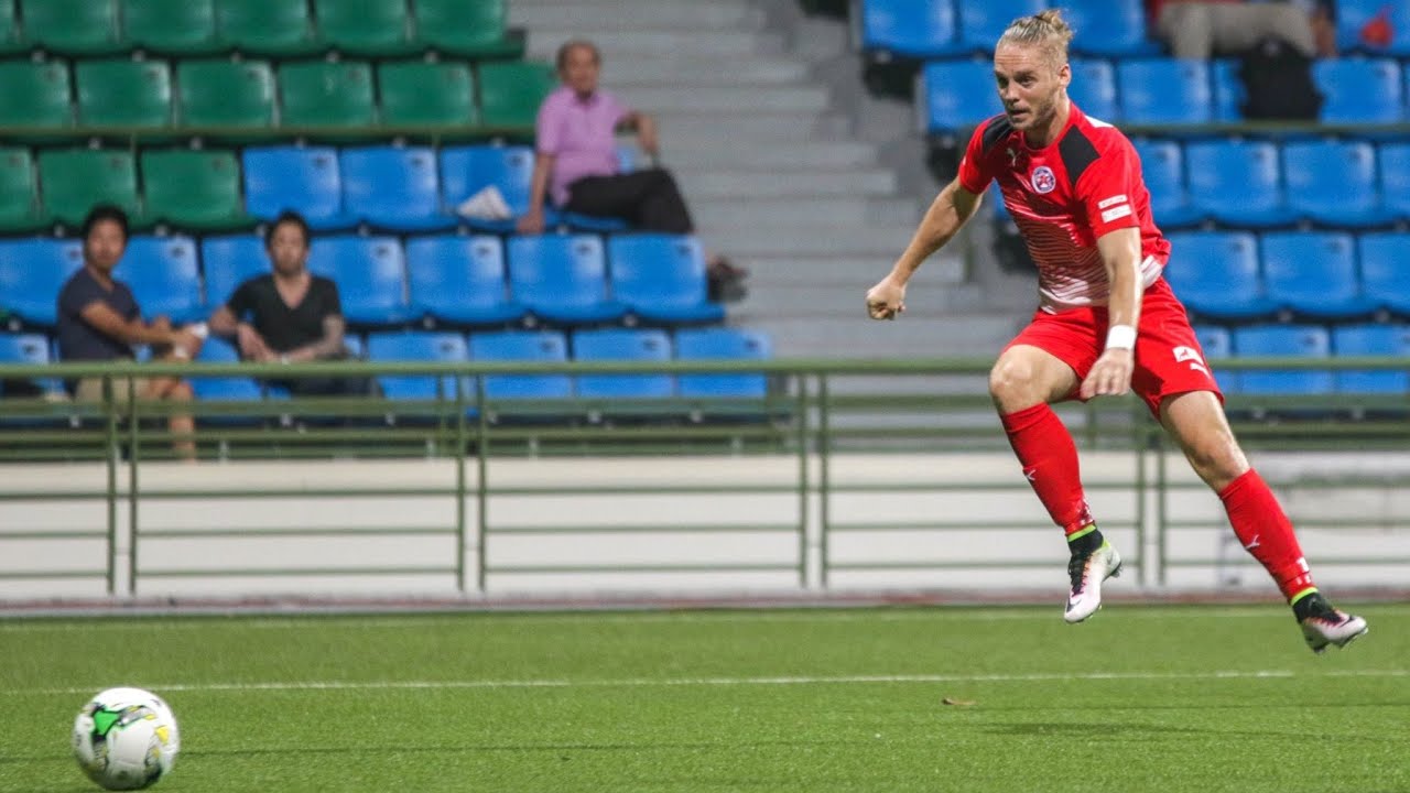 Home United vs Hougang United: S League 2016 Round 11