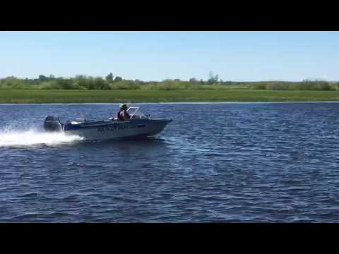 лодка "Крым" с мотором Mercury ME F 25 E EFI