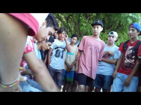 ERMITAÑO DLPZ VS ÑATO FLOW-DESPLUMA GALLOS FECHA 4 (4TOS)