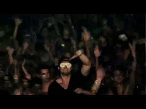 Will.i.am - Scream & Shout vs Sak Noel (Michele.P Mash Up)