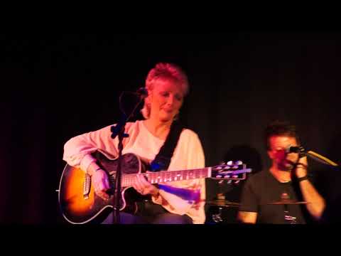 Teri Sullivan & Spirit of Smokie - Wild Wild Angels