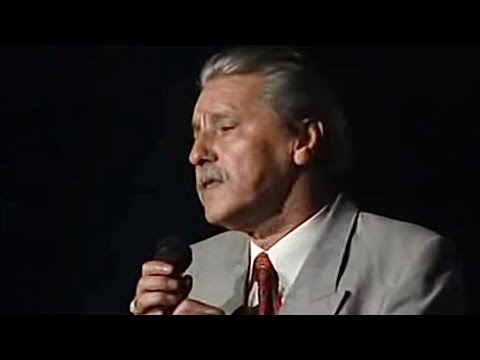 Fernando Maurício                                                       Tantos Fados Deu-me a Vida