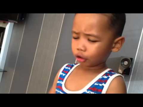 3 year old sings Buju Banton, Driver 'A'