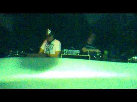 Bingo Players LIVE - Chuckie - Move It 2 The Drum @ Cocoon Club 18.09.10