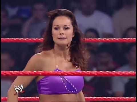 2002 12 02 RAW Trish Stratus vs Ivory
