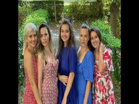 Lidia Buble, imagini de colecție cu familia. Cum arată și cât de bine seamănă între ele cele 5 suror