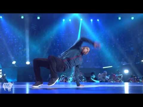 RONNIE vs GRAVITY TOP16 Red Bull BC One 2013 in Seoul KOREA | YAK FILMS + RBBC1