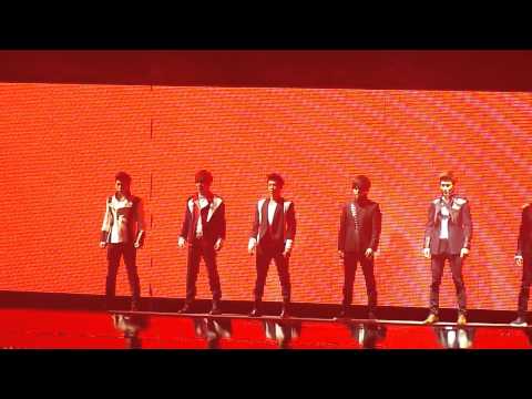 [ Fancam ] 120406 SS4 in Paris - Opening (2)