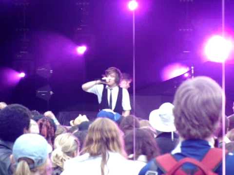 The New Cities, beat box. Live at Calgary Stampede '09