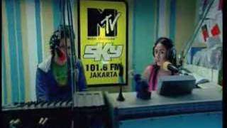 Download lagu selalu setia mp3