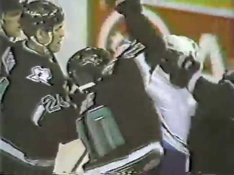 Jason Arnott vs Dave Barr